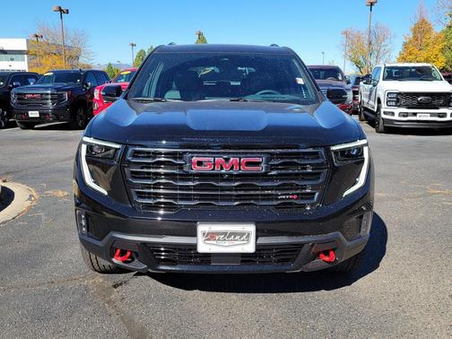 2026 GMC Acadia AWD AT4
