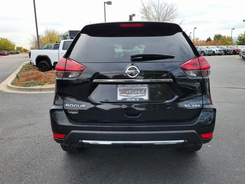 2020 Nissan Rogue SL