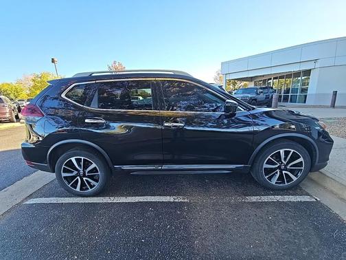 2020 Nissan Rogue SL