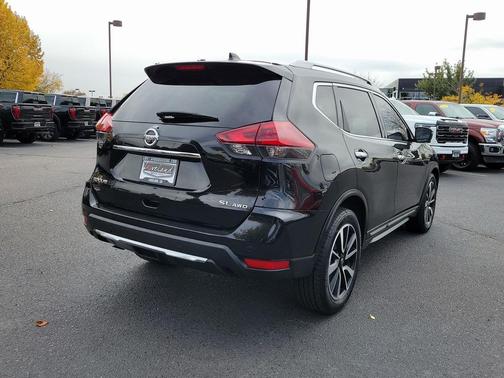 2020 Nissan Rogue SL
