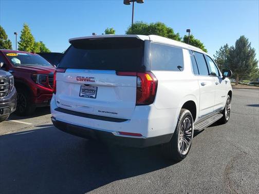 2025 GMC Yukon XL 4WD Elevation