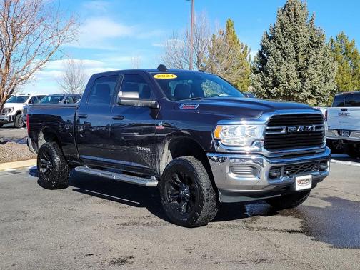 2021 RAM 2500 Big Horn Crew Cab 4x4 6'4' Box