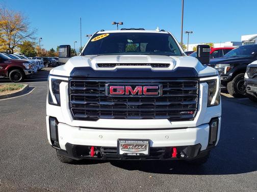 2024 GMC Sierra 2500 AT4