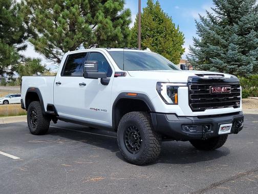 2025 GMC Sierra 2500 AT4