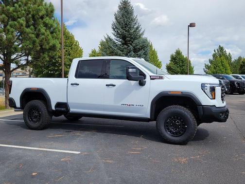 2025 GMC Sierra 2500 AT4