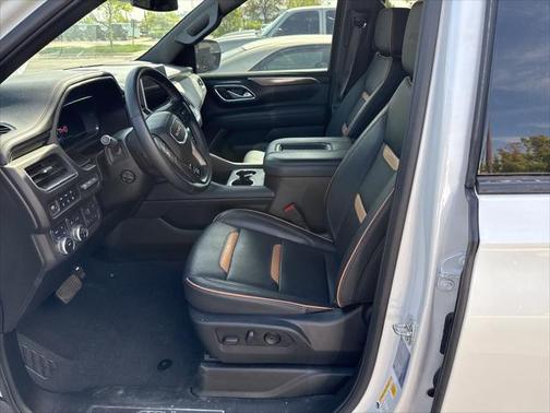 2024 GMC Yukon 4WD AT4
