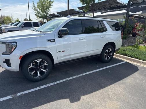 2024 GMC Yukon 4WD AT4