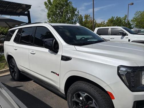 2024 GMC Yukon 4WD AT4