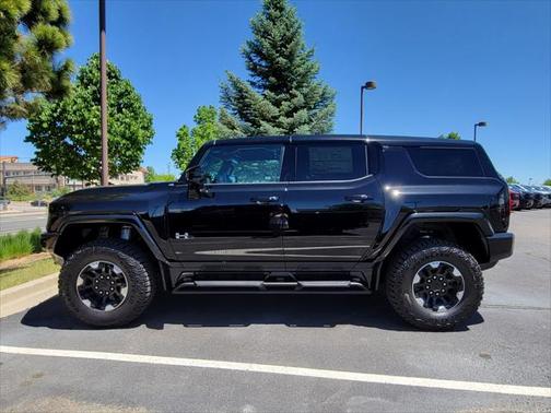 2024 GMC HUMMER EV SUV 2X