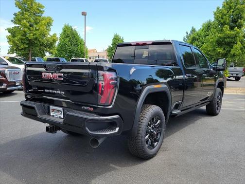 2025 GMC Sierra 2500 AT4