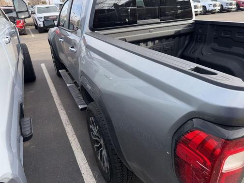 2024 GMC Canyon Denali