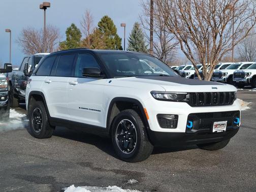 2023 Jeep Grand Cherokee 4xe Trailhawk