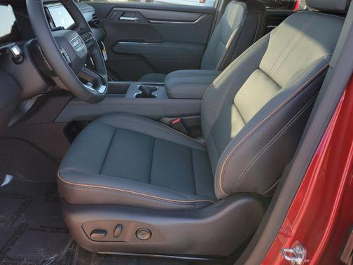 2026 GMC Acadia AT4 AWD