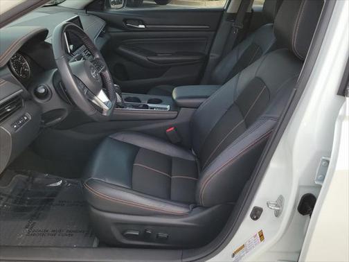 2022 Nissan Altima SR Intelligent AWD