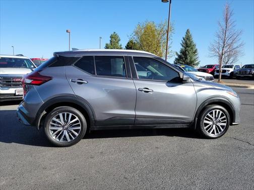2023 Nissan Kicks SV