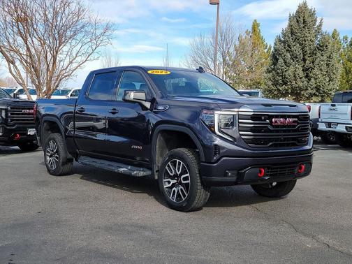 2022 GMC Sierra 1500 AT4