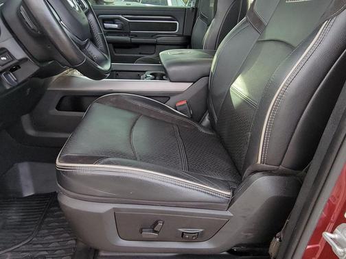 2021 RAM 2500 Laramie Crew Cab 4x4 6'4' Box