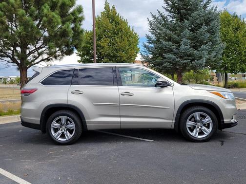 2016 Toyota Highlander Limited