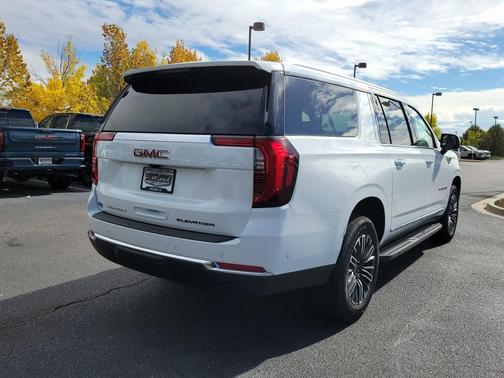 2026 GMC Yukon XL 4WD Elevation