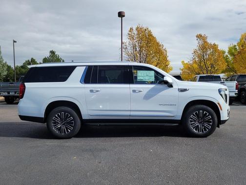 2026 GMC Yukon XL 4WD Elevation