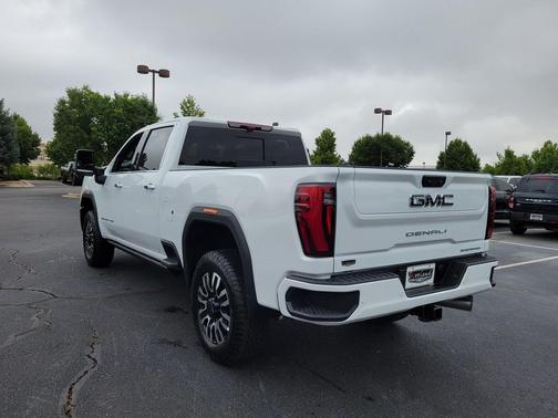 2025 GMC Sierra 2500 Denali Ultimate