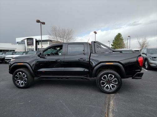 2025 GMC Canyon Base