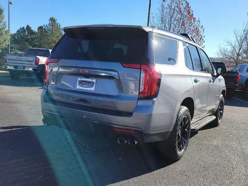 2022 GMC Yukon 4WD AT4