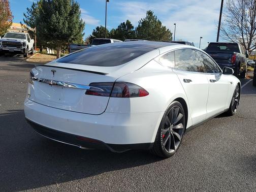 2015 Tesla Model S P85D