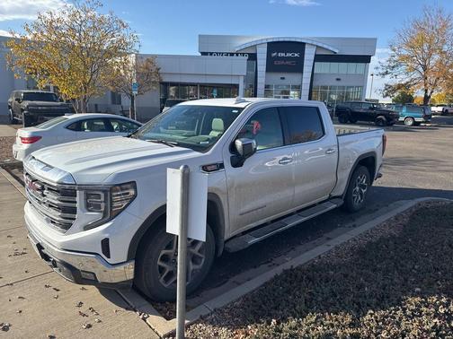 2025 GMC Sierra 1500 SLT