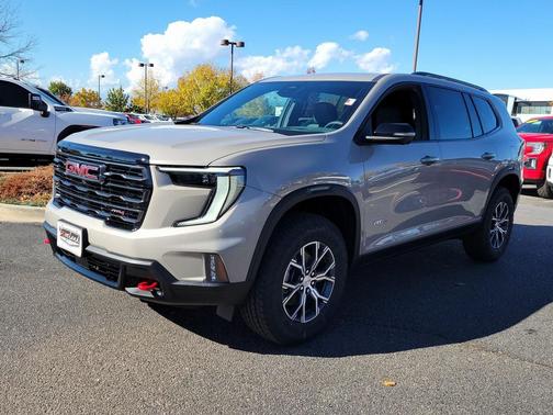 2026 GMC Acadia AWD AT4