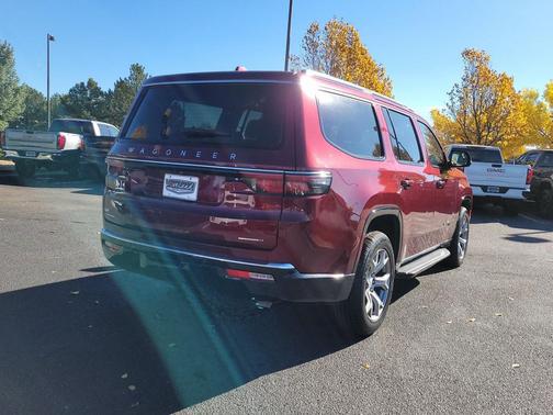 2022 Jeep Wagoneer Series II 4x4