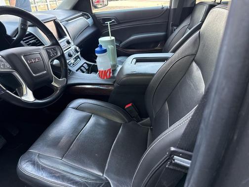 2020 GMC Yukon XL SLT