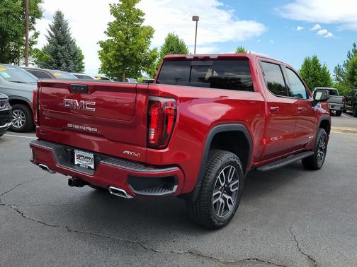 2025 GMC Sierra 1500 AT4