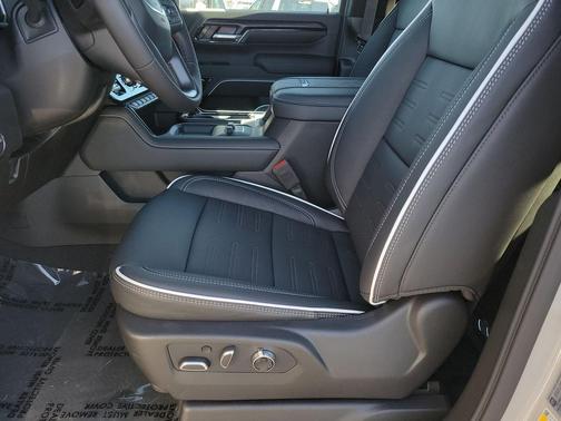 2026 GMC Sierra 2500 AT4