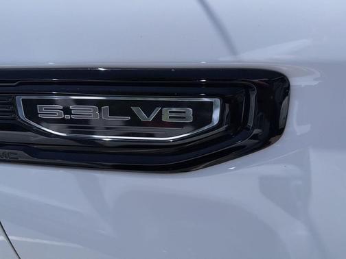Summit White 2024 GMC Sierra 1500 Elevation