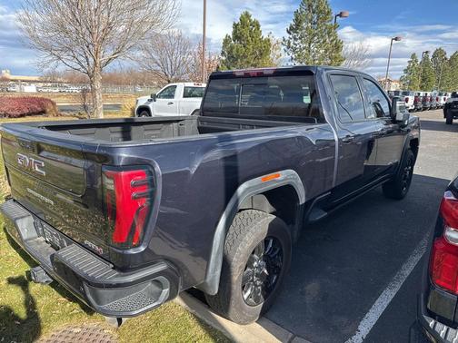 2024 GMC Sierra 2500 AT4