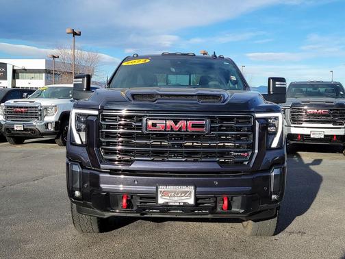 2024 GMC Sierra 2500 AT4