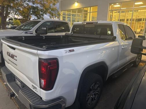 2020 GMC Sierra 1500 SLE