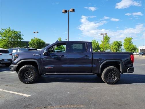 2025 GMC Sierra 1500 AT4X