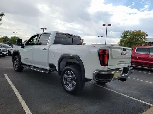 2026 GMC Sierra 2500 SLE