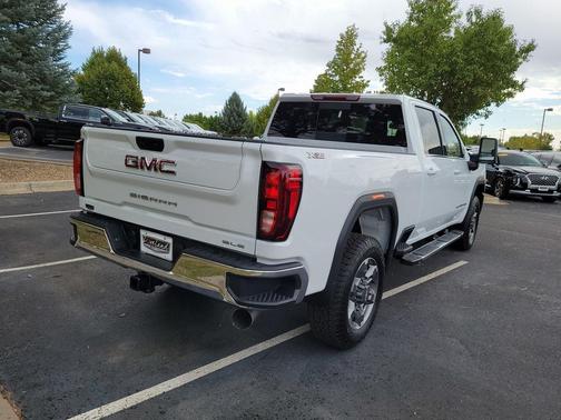 2026 GMC Sierra 2500 SLE