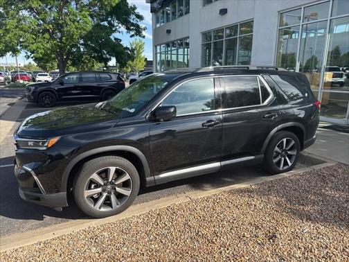2023 Honda Pilot AWD Elite