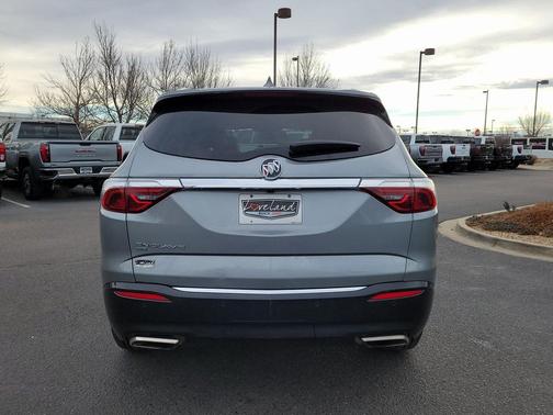 2023 Buick Enclave Essence AWD
