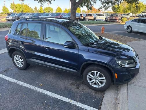 2016 Volkswagen Tiguan S