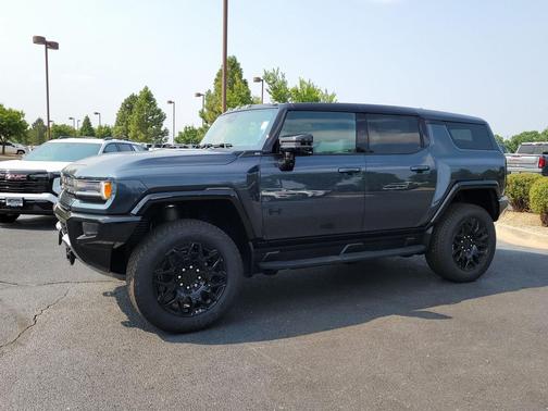 2026 GMC HUMMER EV SUV 2X