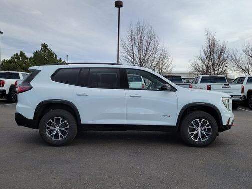 2026 GMC Acadia AT4 AWD