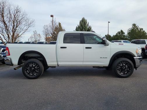 2023 RAM 2500 Big Horn Crew Cab 4x4 6'4' Box