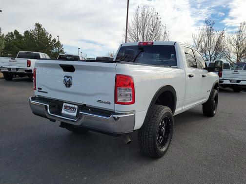 2023 RAM 2500 Big Horn Crew Cab 4x4 6'4' Box