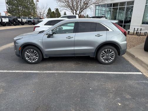 2024 Cadillac XT4 Premium Luxury