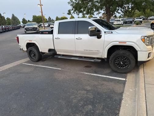 2023 GMC Sierra 2500 Denali